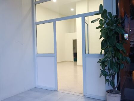 Qera | Ambjent Biznesi | QSUT | 500 €/muaj