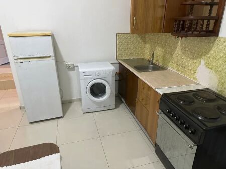 APPARTAMENTO 1+1 25.000 LEKE EX-MERCATO ELETTRICO