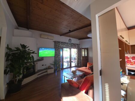 Qera | Apartament 2 + 1 | Rruga Myslym Shyri | 800 €/muaj