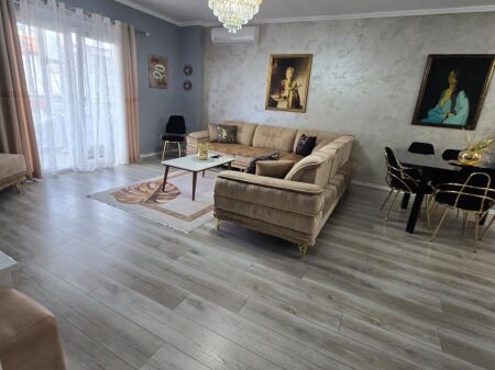 APARTAMENT 2+1 ME QIRA – QENDËR, TIRANË