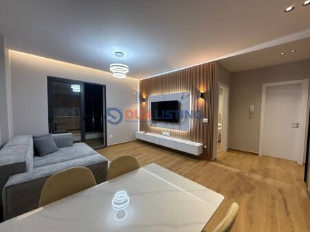 Shitet apartament 1+1 tek Rezidenca Eon , Golem , Durres , Shkembi i Kavajes , Mali i Robit .
