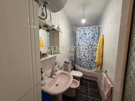 JEPET ME QIRA APARTAMENT 2+1 I VENDOSUR TEK "RRUGA FORTUZI!"