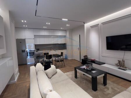 Rent, Apartment 2+1 + Parking Spot, Pazari i Ri, Tirana