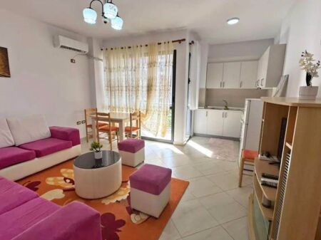 SHITET APARTAMENT NË ASTIR,2 palmat