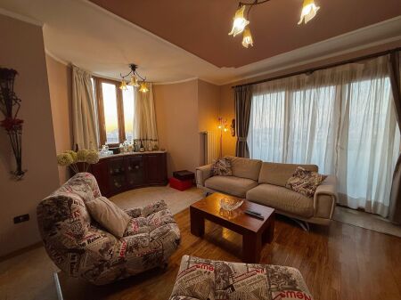 JEPET ME QIRA APARTAMENT 2+1+2 PRANË AIR ALBANIA