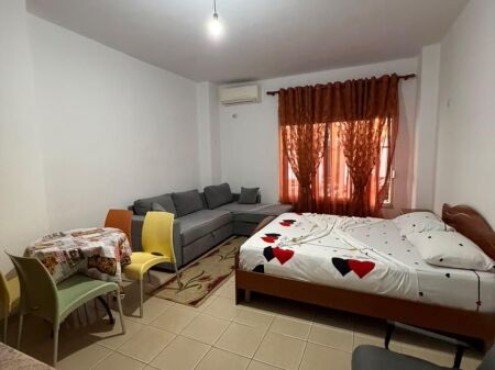 **JEPET ME QIRA GARSONIERE – VIJË E DYTË ME DETIN ,DURRES**