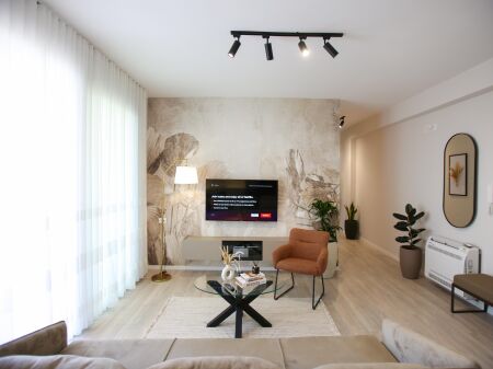 Shitet Apartament 2+1 ne zonen e Lungomares, Vlore ID 5778