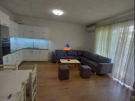 JEPET APARTAMENT ME QERA 2+1 "YZBERISHT, TEK NELA 6" 55.000 LEKE