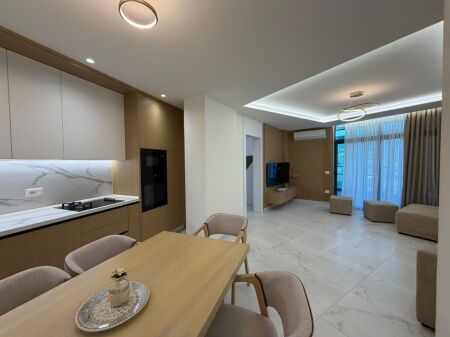 Apartment 2+1+2 for sale at Shkembi i Kavajes