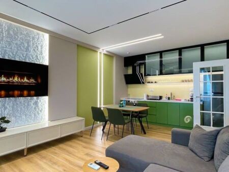 SHITET APARTAMENT 2+1 ME PAMJE NGA DETI I RIKONCEPTUAR NE 2 APARTAMENTE
