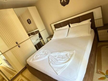 Qera | Apartament 2 + 1 | Xhamlliku | 550 €/muaj