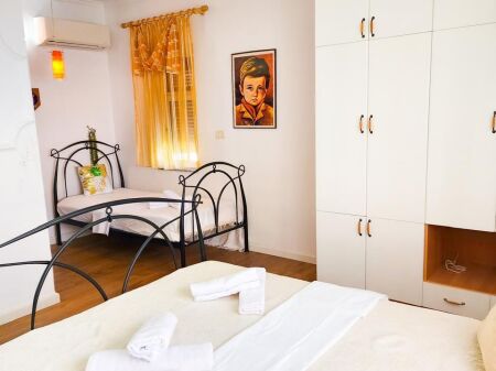 2+1 apartment for rent near the Guard.