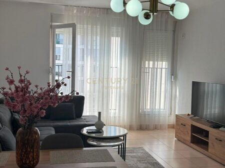 APARTAMENT 3+1+2 PËR SHITJE – RRUGA 5 MAJI, TIRANË