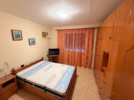 Jepet me qira apartament 2+1 në Porcelan!
