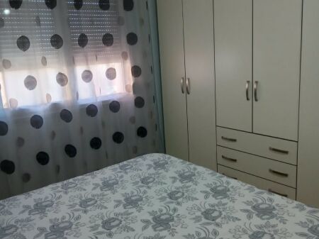  APARTAMENT 1+1 ME QIRA AFATGJATË – VLORË/Te Policia