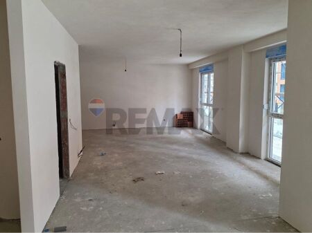 Office + parking for sale at the new Boulevard