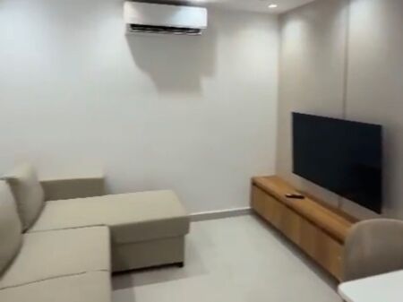 Shitet apartament 1+1 plazh