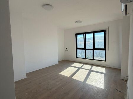 ZYRE ME QERA 60M2 KOMUNA E PARISIT 60.000 LEKE FH-97762