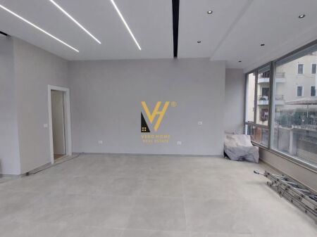 SHOP FOR SALE 45 M2 IN KODRA E DIELLIT 120,000 EURO
