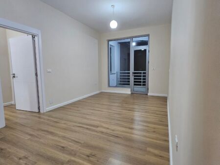 Shitet Super apartament 1+1 perballe Delijorgjit