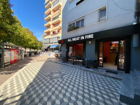 Shitet, Biznes, Rruga Muhamet Gjollesha, Tirane . Empire75322