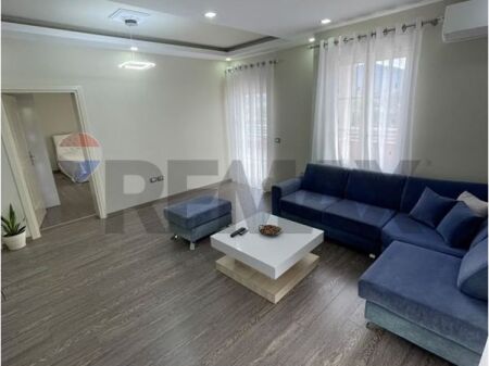 Kat vile 2+1 me qira në Bërzhitë