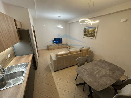 Shitet, Apartament 2+1, Don Bosko