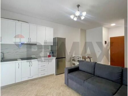 Apartament - Për Qira - Rruga Sali Butka, Tiranë