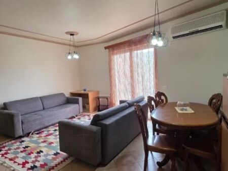 Apartament 2+1 per qera Rr. Dibres Shkolla e Bashkuar !