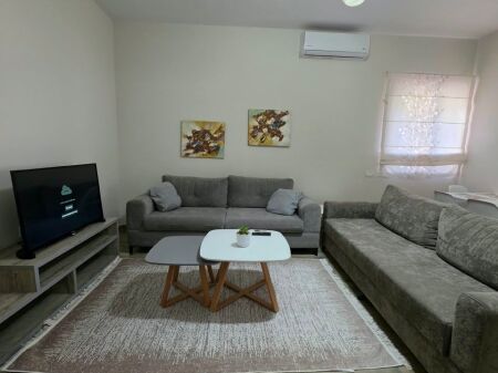 # In Affitto: Appartamento 1+1 (Piazza Wilson – Petro Nini) 📍Via Margarita Tutulani | 65 m² | 2° Piano | 650 €/Mese | Completamente Nuovo ✨️🔥