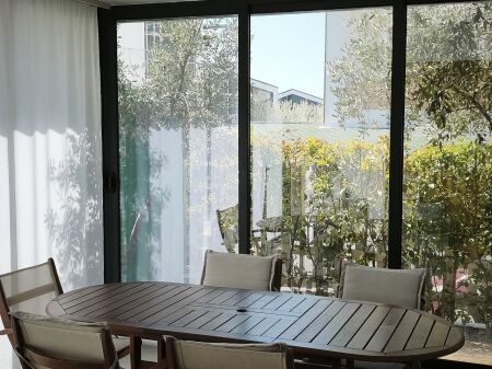 Vilë luksoze 233 m² me qira në Kolombo, TEG, Tiranë – Parkim privat