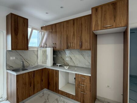 Jepet me qera apartament ne Spitall