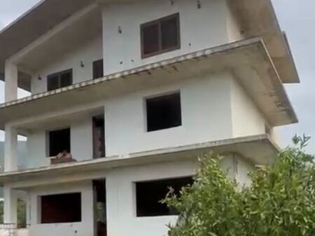  SHITET VILË 3-KATËSHE ME TOKË | SHKOZË, TIRANË 