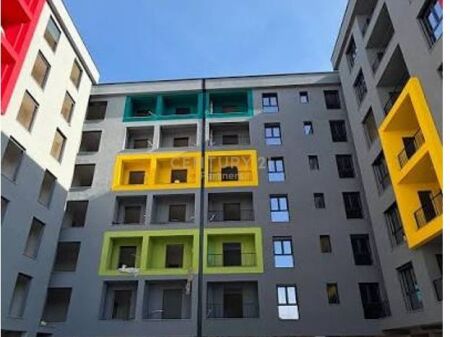 OKAZION! SHITET APARTAMENT 2+1 + verand TEK COLOR SPLASH NE PASKUQAN – 1150 €/M² FAZE PERFUNDIMTARE