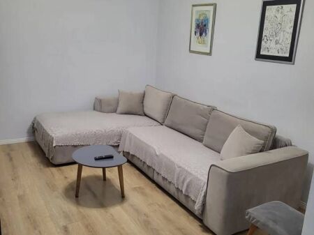 Apartament 1+1 Me Qera Tek Stacioni i Trenit (ID B211292) Tirane