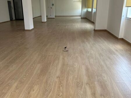 ZYRE ME QERA 330 M2 BLLOK 450.000 LEKE FH-97900