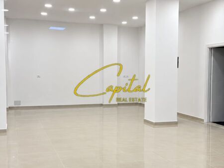 AMBIENTE COMMERCIALE IN AFFITTO 100 M2 EX PARCO 2000 EURO