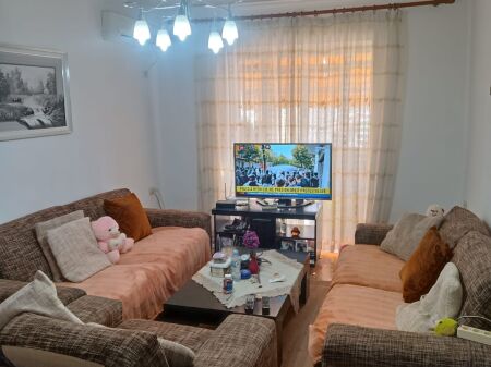 Shitje | Apartament 2 + 1 | Perball Maternitetit te Ri | 175000 € (lek) i Diskutueshem