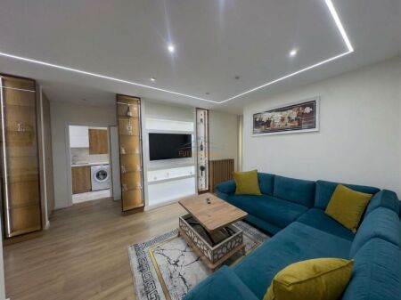Qera, Apartament 2+1+ Verandë, Fusha Aviacionit, Tiranë