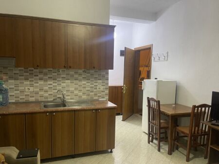 Qera | Garsoniere | Rruga e Dibrës | 300 €/muaj