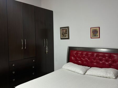 Jepet Me Qera Apartament 2+1+1 Ballkon