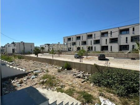 Appartamento 1+1 con cortile privato a Torquoise Marina!