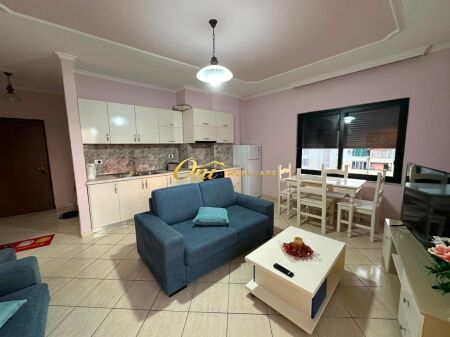 21 DHJETORI APARTAMENT PER SHITJE 1+1