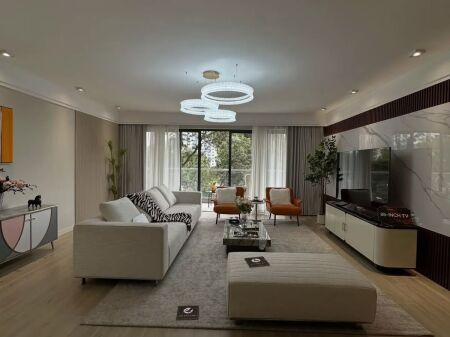 Train Station, modern 1+1 apartment for rent.