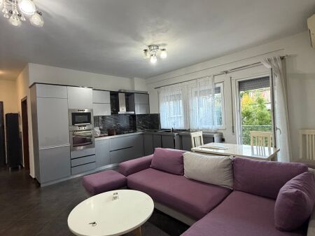 Shitet apartament 2+1+2tualete