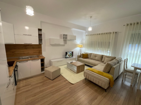JEPET APARTAMENT ME QERA 2+1+BALLKON "MANGALEM, ALI DEM" 50.000 LEKE / 549 EURO