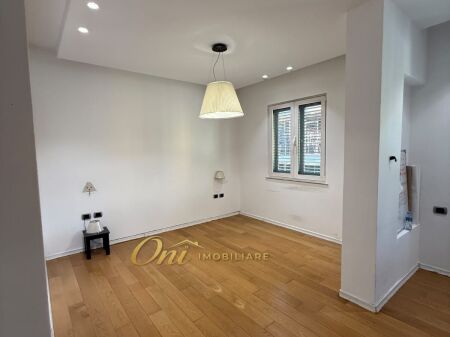 BLOCK OFFICE SPACE FOR RENT