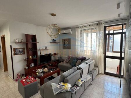 Shitet, Apartament 2+1 tek Ish-Fusha e Aviacionit 160 Milion Lek