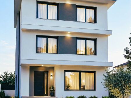 🏢 BUILDING FOR SALE 3-FLOORS | DURRËS STREET