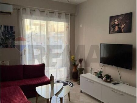 Apartament - Për Qira - Rruga Misto Mame